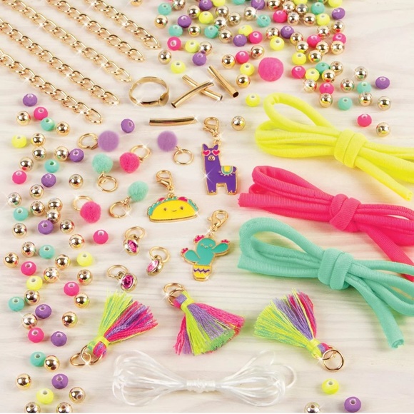 Make It Real Neo-Brite Chains and Charms Kit, Crafts for Kids, ages 8 and up! - Picture 4 of 4